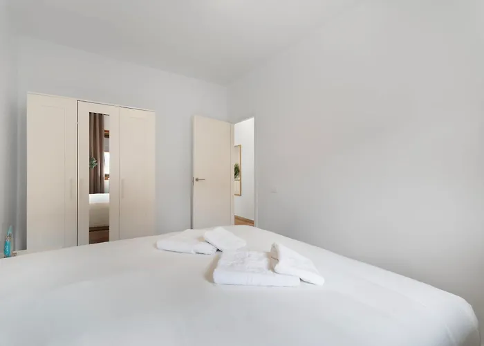 Apart Delfin Amarillo Los Gigantes