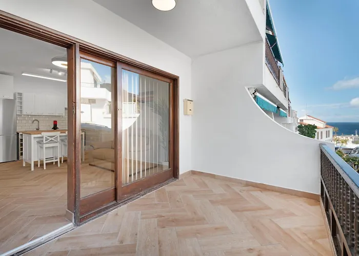 Apart Delfin Amarillo Los Gigantes 아파트 산티아고 델 테데